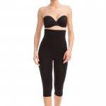 MASSAGE & SHAPE Fitness pantalonice ispod kolena sa dubokim strukom - Art.323