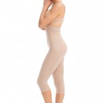 MASSAGE & SHAPE Fitness pantalonice ispod kolena sa dubokim strukom - Art.323