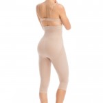 MASSAGE & SHAPE Fitness pantalonice ispod kolena sa dubokim strukom - Art.323